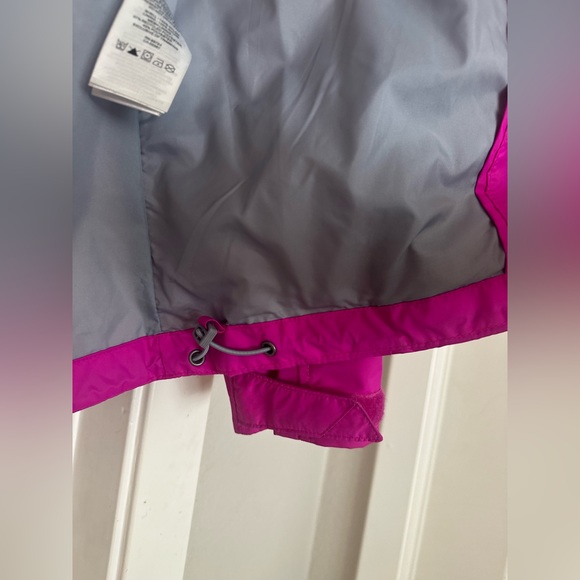 Columbia Women’s Arcadia II Rain Jacket - Hot Pink & Light Grey - Size Small - Picture 8 of 12